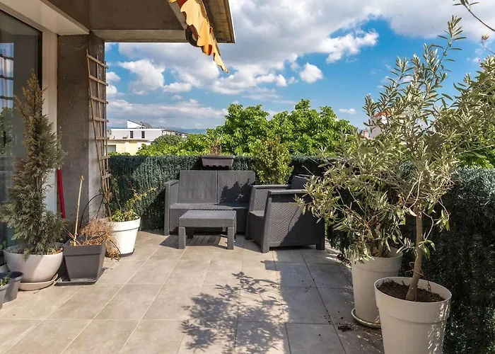 Apartman 100 M2 Loft With Terrace - Downtown *